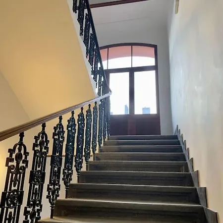 Central Cozy Apartment With Balcony Near Wenceslas Square Prága