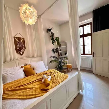 Central Cozy Apartment With Balcony Near Wenceslas Square Apartman Prága