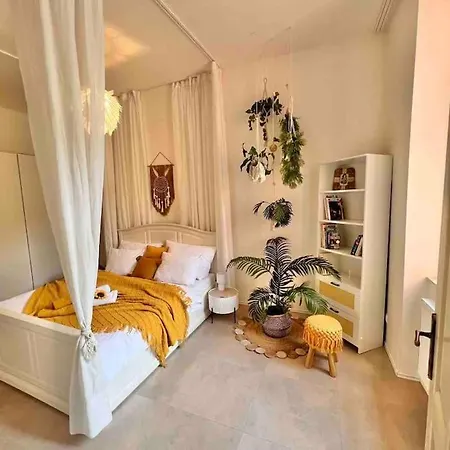Central Cozy Apartment With Balcony Near Wenceslas Square * Prága