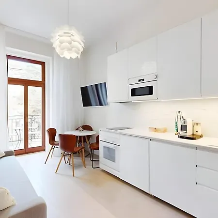 Apartment Cozy With Balcony Near Wenceslas Square