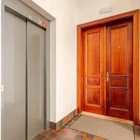 Apartment Cozy With Balcony Near Wenceslas Square Prague