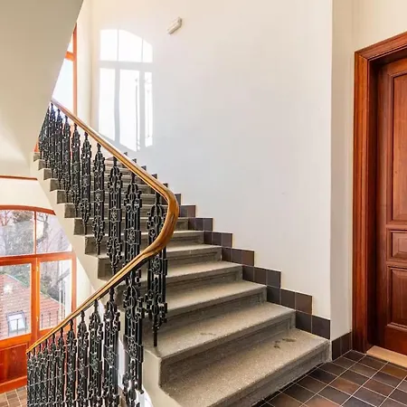 Apartment Cozy With Balcony Near Wenceslas Square *